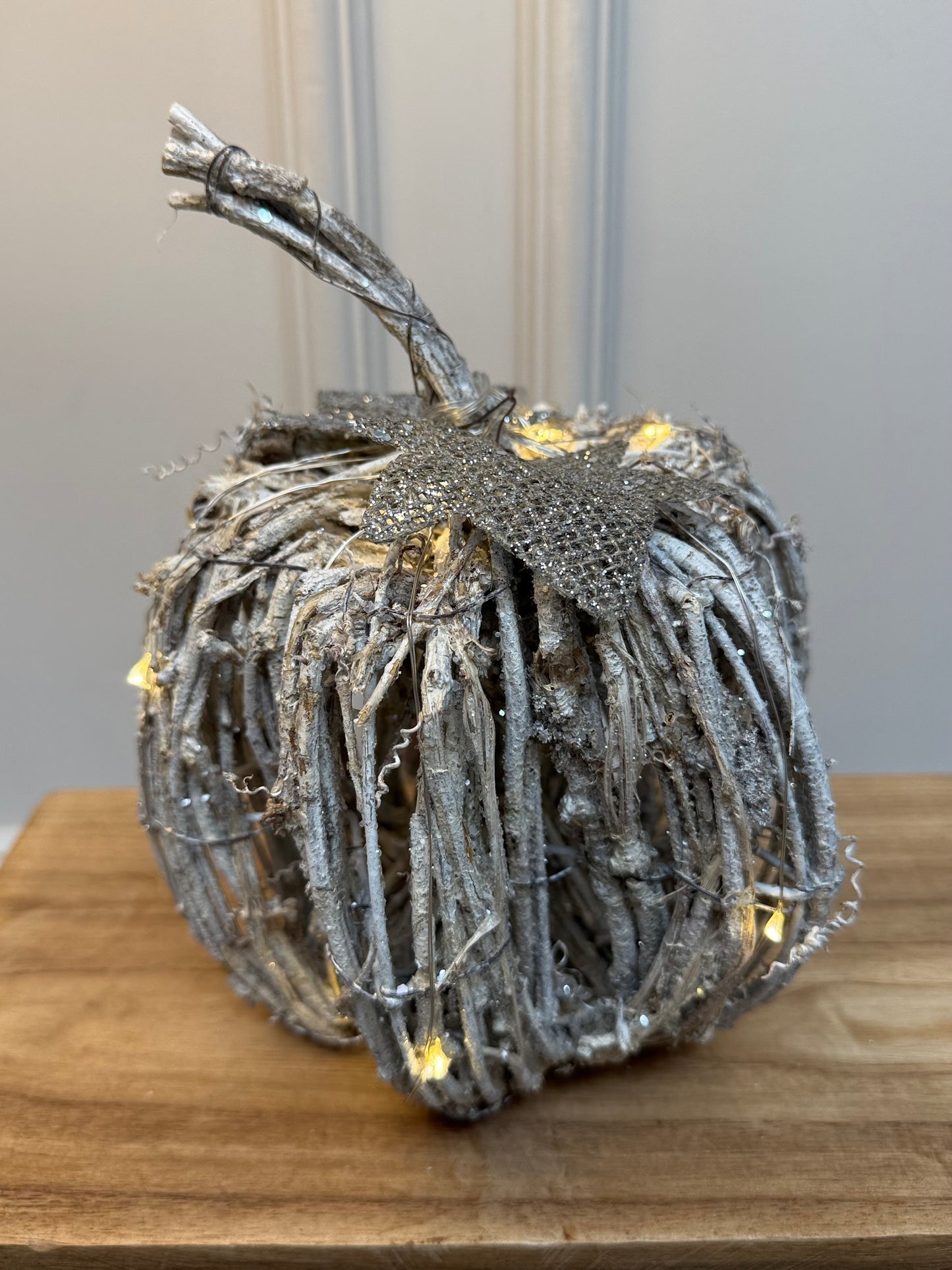 Small Light Up Rattan Pumpkin