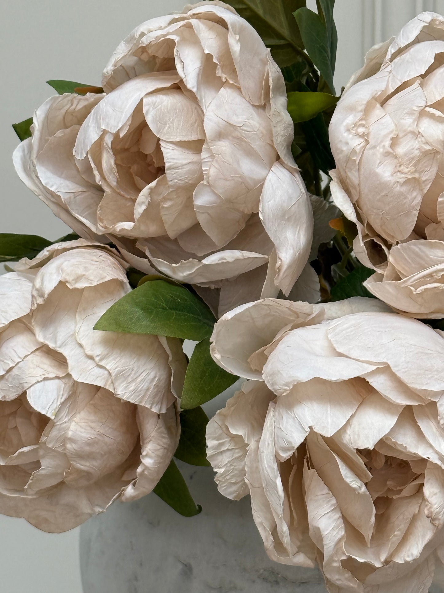 Faux Oyster Closed Peony Bunch