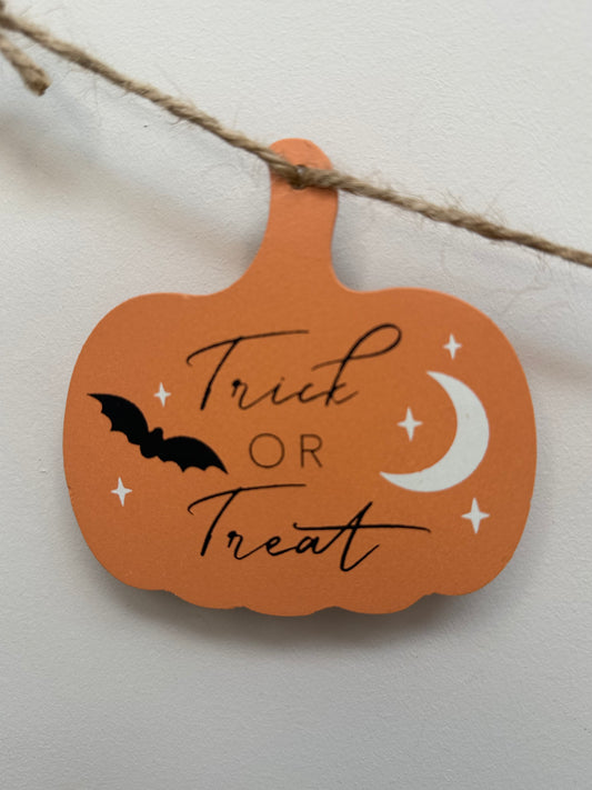 Wooden Pumpkin Garland